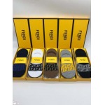 2024年秋冬新品人気 FENDI 靴下一箱5足セット