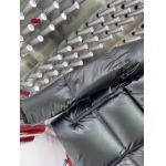 2024年10月29日秋冬高品質新品入荷PRADA ダウンジャケットアウター520工場