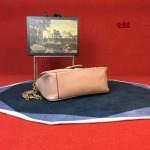 2024年11月8日秋冬高品質新作入荷498110 グッチ バッグ taizi工場