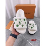 2024年11月25日秋冬高品質新品入荷ルイヴィトン ウールのスリッパ  HY工場