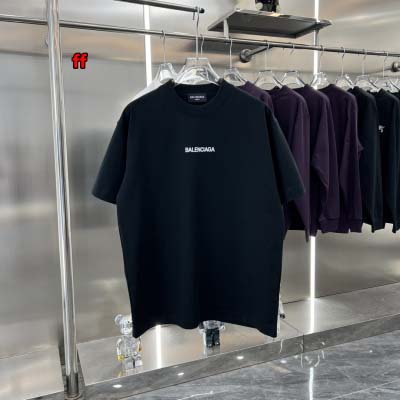 2025年早春新作入荷バレンシアガ半袖 Tシャツ FF工場