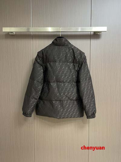 2024年12月30日新品  FENDI  ダウンジャケットアウター  chengyuan工場