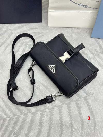 2025年早春高品質新品入荷 PRADA  バッグ 3工場