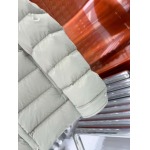 2024年12月9日秋冬高品質新品入荷PRADA ダウンジャケット 520工場