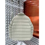 2024年12月9日秋冬高品質新品入荷PRADA ダウンジャケット 520工場