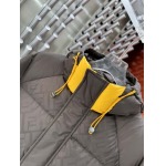 2024年12月9日秋冬高品質新品入荷FENDI  ダウンジャケット 520工場
