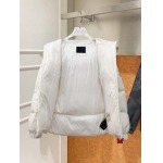 2024年12月11日秋冬高品質PRADA ダウンジャケットアウター bf工場