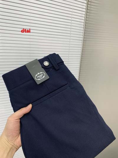 2024年12月26日入荷秋冬新品 PRADAカジュアルパン...