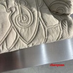 2024年12月30日秋冬新品バーバリー 綿入れの服ジャケット chengyuan工場