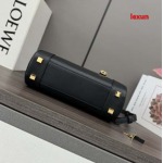 2025年早春新品入荷 LOEWE 本革 バッグ lexun工場Size:23*10*11CM