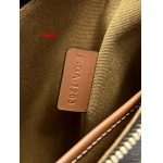 2025年早春新品入荷 CELINE  本革 バッグ lexun工場23-13.5-6cm