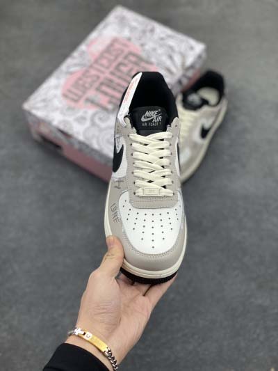 2025年1月30日新品入荷Nike Air Force 1 Low’07 スニーカー/ランニングシューズ/カジュアルシューズ