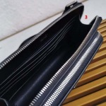 2025年早春新品入荷 PRADA  バッグの男性 3工場