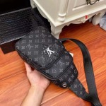 2025年早春新品入荷 ルイヴィトン  バッグの男性 3工場