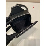 2025年早春新品入荷 PRADA  バッグの男性 3工場