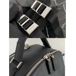 2025年早春新品入荷 PRADA  バッグの男性 3工場