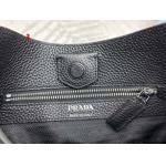 2025年早春新品入荷 PRADA  バッグ  3工場