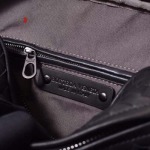 2025年早春新品入荷 Bottega Veneta  バッグの男性 3工場