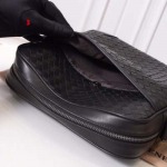 2025年早春新品入荷 Bottega Veneta  バッグの男性 3工場