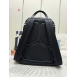 2025年早春新品入荷  PRADA   バッグの男性 3工場