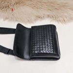 2025年早春新品入荷Bottega Veneta  バッグの男性 3工場