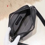 2025年早春新品入荷 Bottega Veneta   バッグの男性 3工場