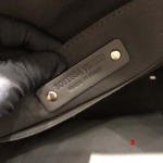 2025年早春新品入荷Bottega Veneta バッグの男性 3工場