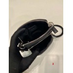 2025年早春新品入荷PRADA   バッグの男性 3工場