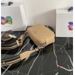 2025年早春新品入荷PRADA   バッグ 3工場