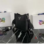 2025年早春新品入荷PRADA   バッグ 3工場