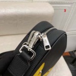 2025年早春新品入荷 FENDI    バッグ 3工場