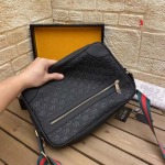 2025年早春新品入荷 グッチ   バッグ 3工場