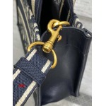 2025年早春高品質新品入荷 ディオール TOTE バッグ XIU工場