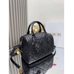 2025年早春原版復刻 新品入荷ディオール  バッグ xiu工場