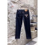 2025年1月21日早春高品質新品入荷 PRADA ジーンズ  118工場