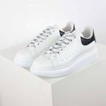 2025年1月27日新品入荷 Alexander McQue...