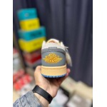 2025年1月30日新品入荷 Jordan Air Jordan 1 LowTokyo Vintage   スニーカー/ランニングシューズ/カジュアルシューズ