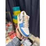 2025年1月30日新品入荷 Jordan Air Jordan 1 LowTokyo Vintage   スニーカー/ランニングシューズ/カジュアルシューズ