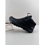 2025年1月30日新品入荷  Q11スニーカー/ランニングシューズ/カジュアルシューズ