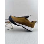 2025年1月30日新品入荷  Q11スニーカー/ランニングシューズ/カジュアルシューズ