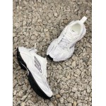 2025年1月30日新品入荷BALENCIAGA Sneakers  スニーカー/ランニングシューズ/カジュアルシューズ