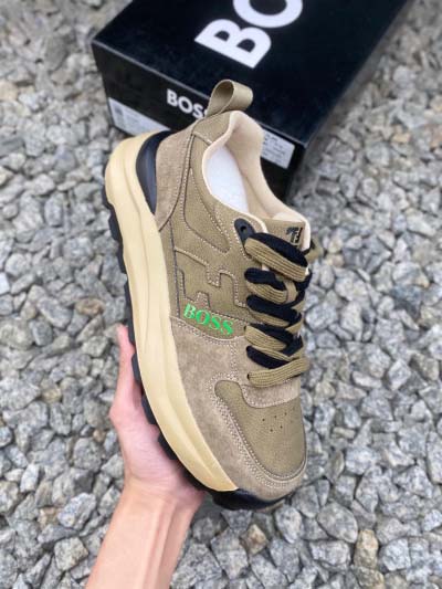 2025年1月30日新品入荷BOSS 、 スニーカー/ランニ...