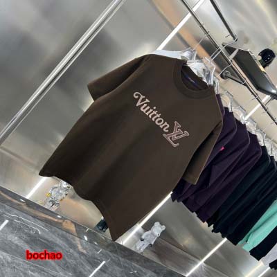 2025年2月10日 新作入荷 LOUIS VUITTON 半袖Tシャツbochao 工場