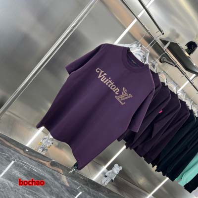 2025年2月10日 新作入荷 LOUIS VUITTON 半袖Tシャツbochao 工場