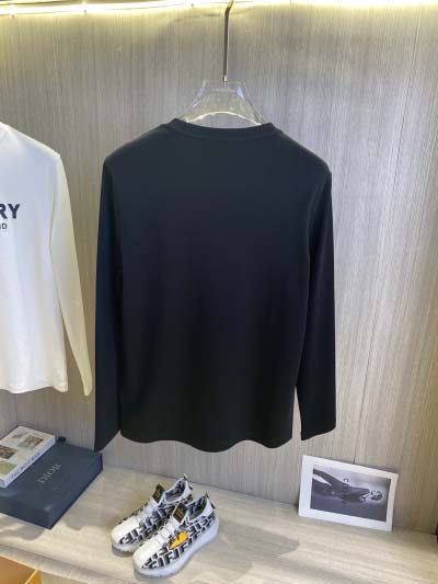 BURBERRYTシャツ2025年2月15日発売  dtai 工場