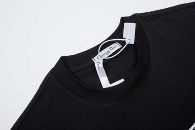 2025年2月21日高品質新品Dior半袖Tシャツ  FF工場