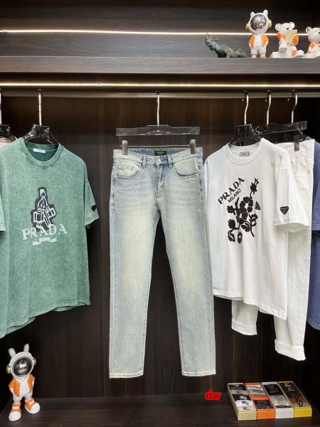 2025年2月27日高品質新品 PRADAジーパンDW工場