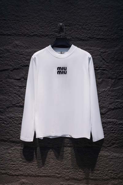 2025年2月13日新商品「miumiu」長袖Tシャツ HS...