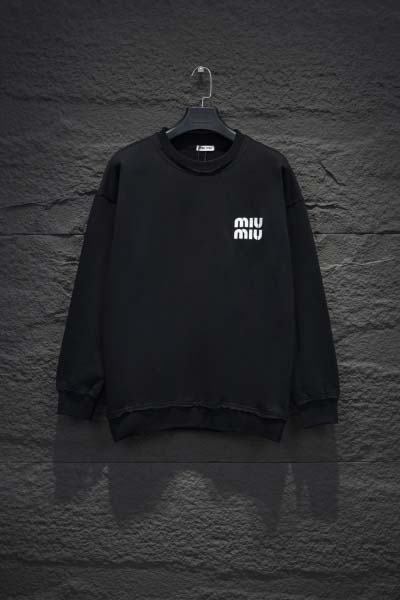 2025年2月13日新商品「miumiu」のパーカー HS工...