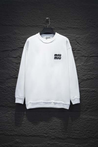 2025年2月13日新商品「miumiu」のパーカー HS工...